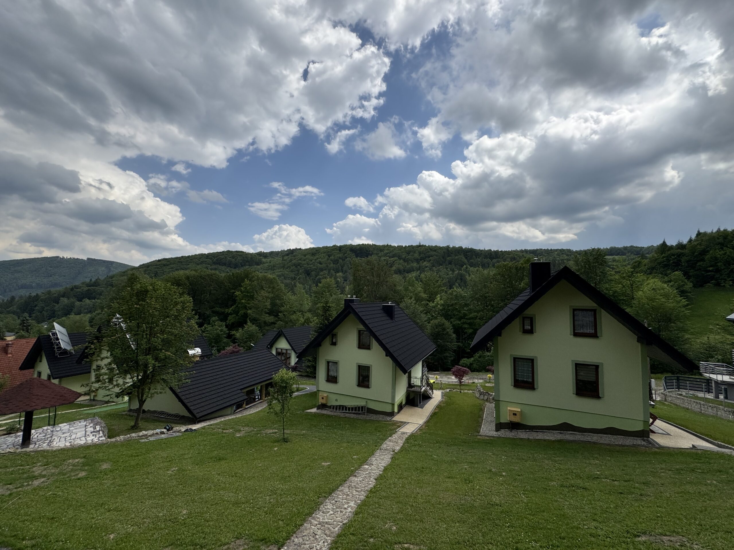 apartamenty-wisla-widok-na-gory-i-domki